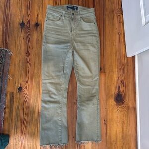 Veronica Beard Carly kick flare, high rise, size 26.